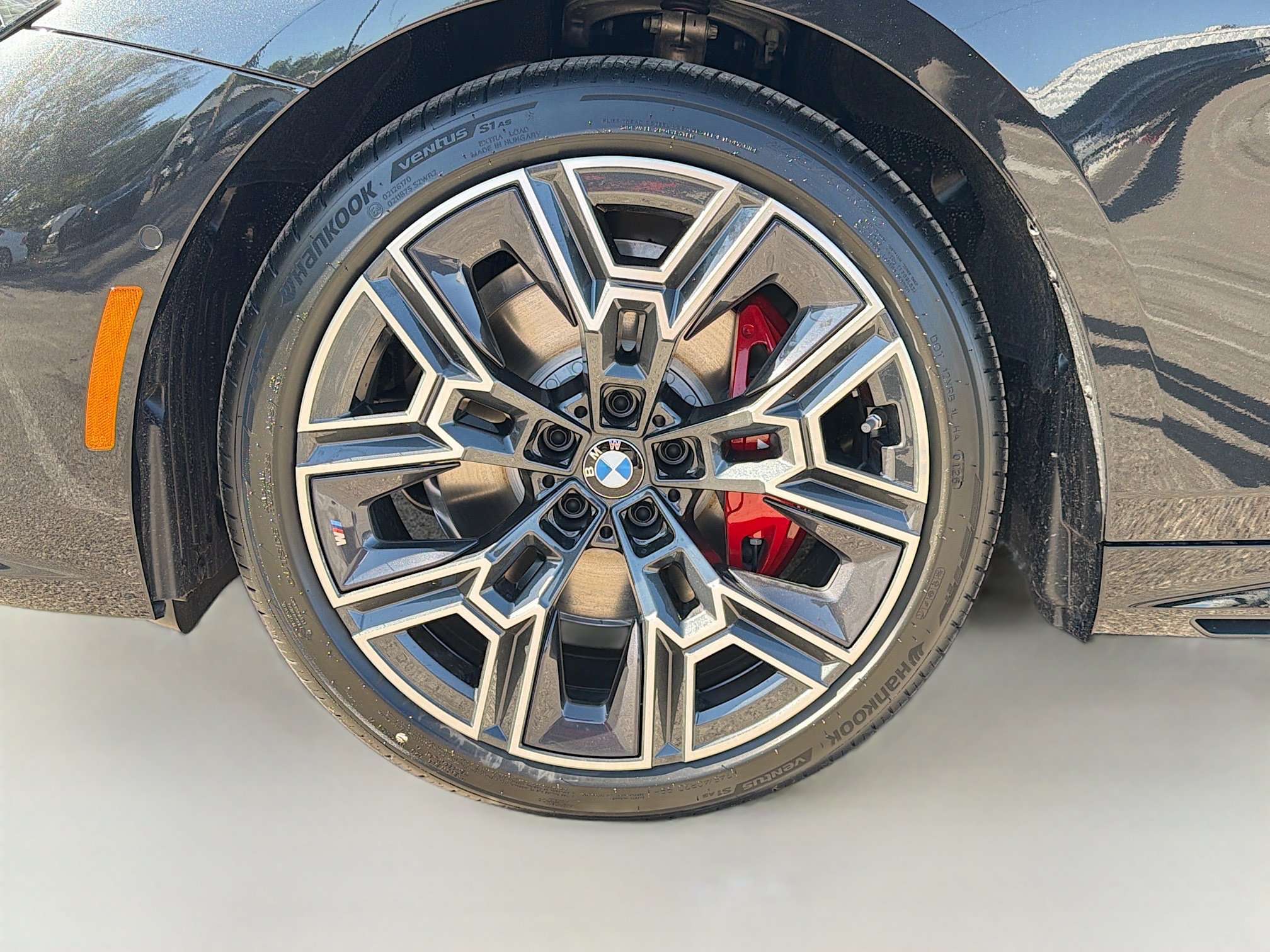 New 2026 BMW 530i w/ M Sport Package image 34