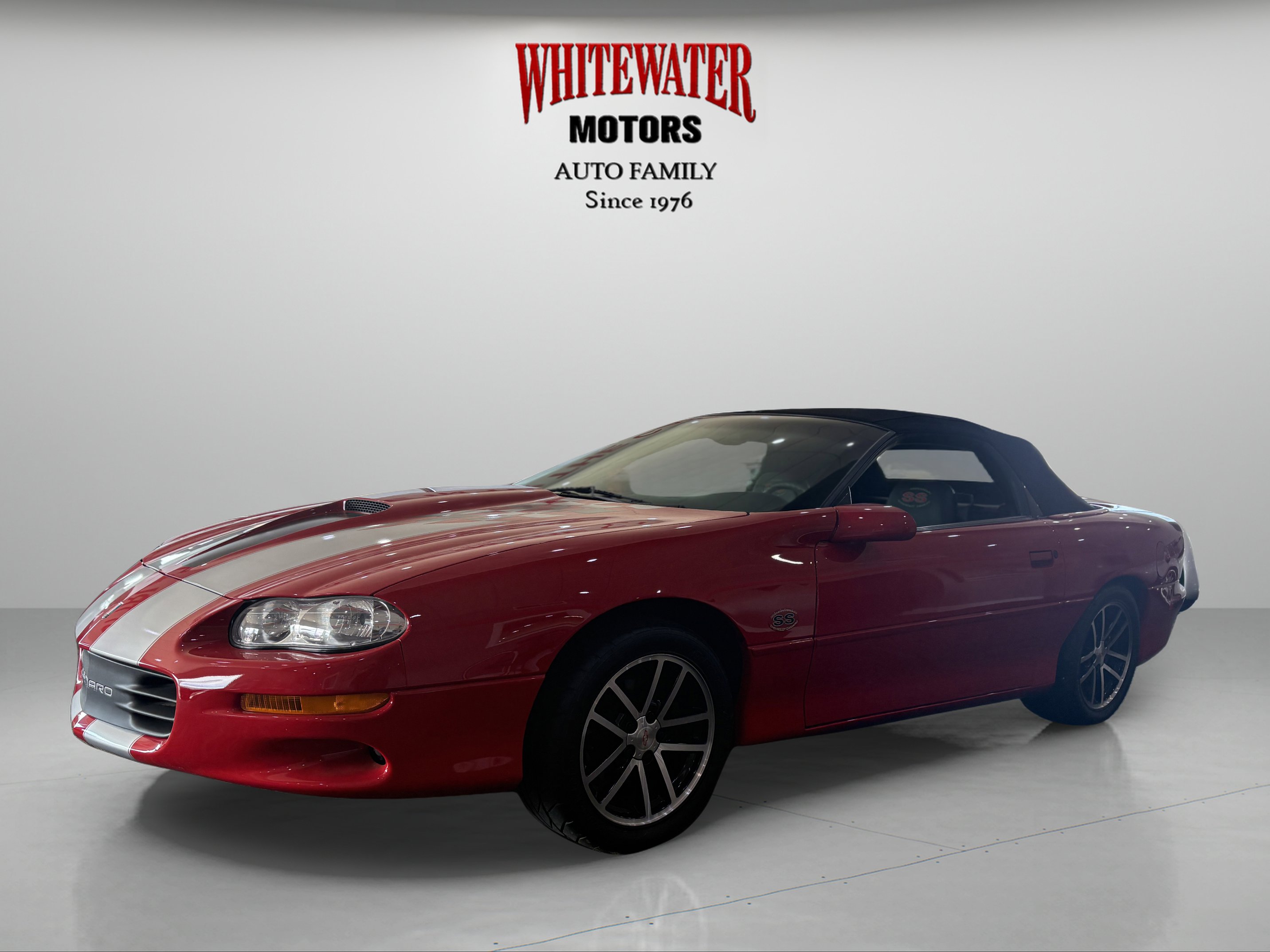 Used 2002 Chevrolet Camaro Z28 w/ SS Performance/Appearance Pkg RWD image 2