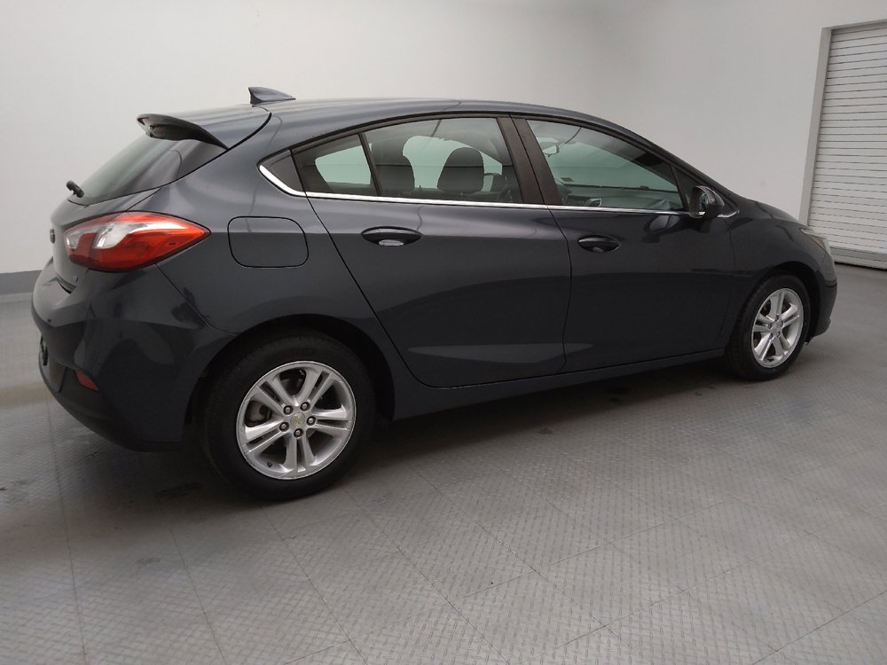 Used 2018 Chevrolet Cruze LT image 10