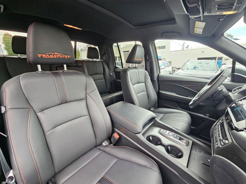 Certified 2025 Honda Ridgeline TrailSport image 11