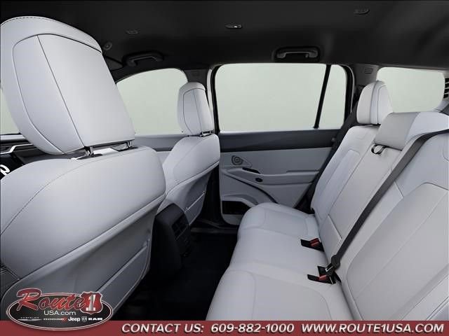 New 2026 Jeep Cherokee Limited image 24