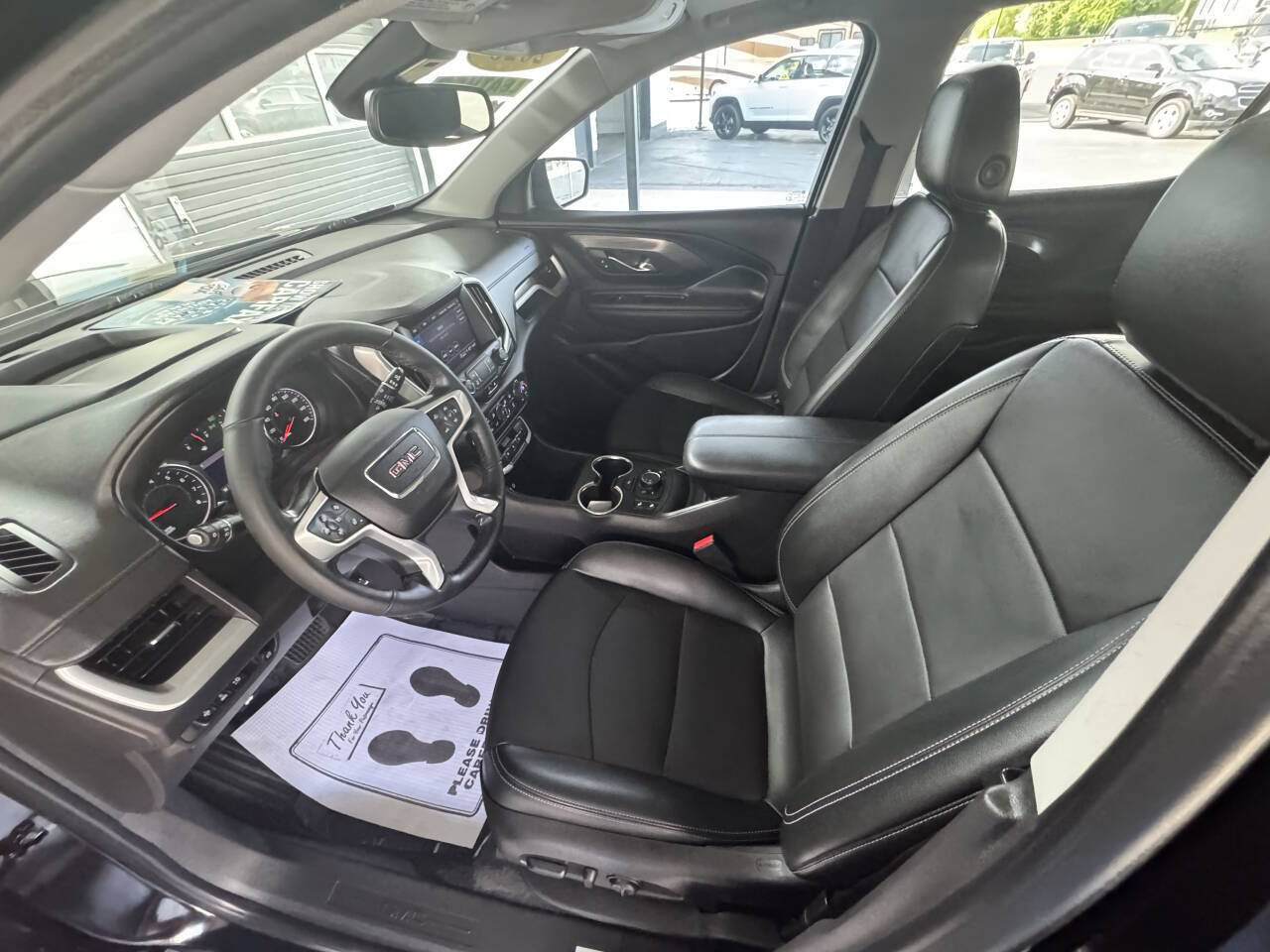 Used 2023 GMC Terrain SLT w/ Tech Package FWD image 21