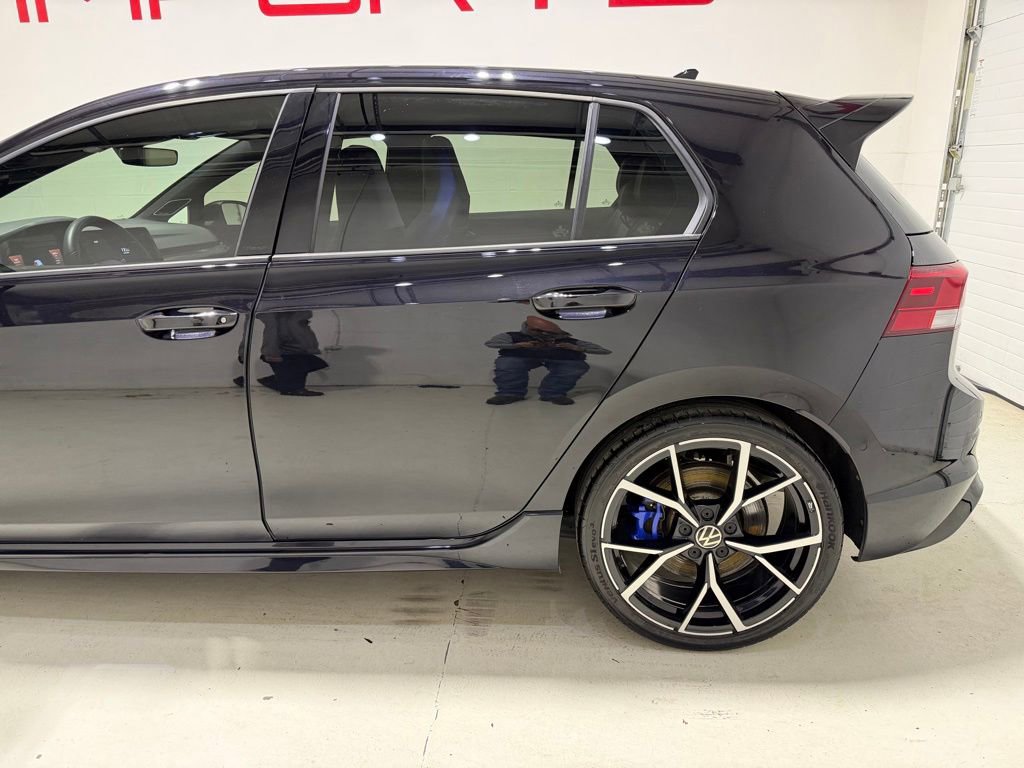 Used 2022 Volkswagen Golf R AWD/4WD image 6