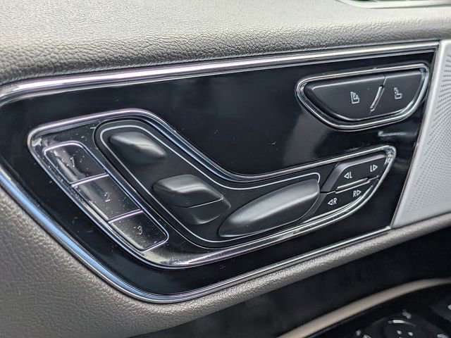 Used 2022 Lincoln Navigator Reserve image 26