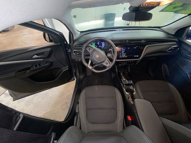 Used 2023 Chevrolet Bolt EUV LT FWD image 34