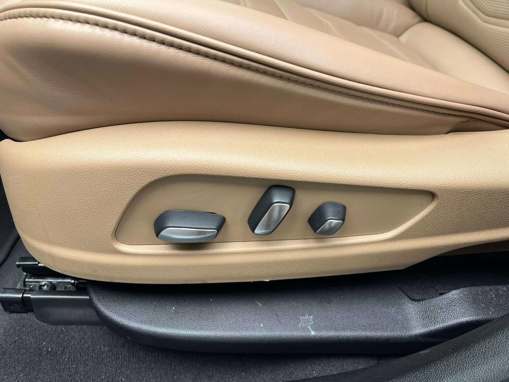 Used 2020 Cadillac XT6 Sport w/ Platinum Package image 30