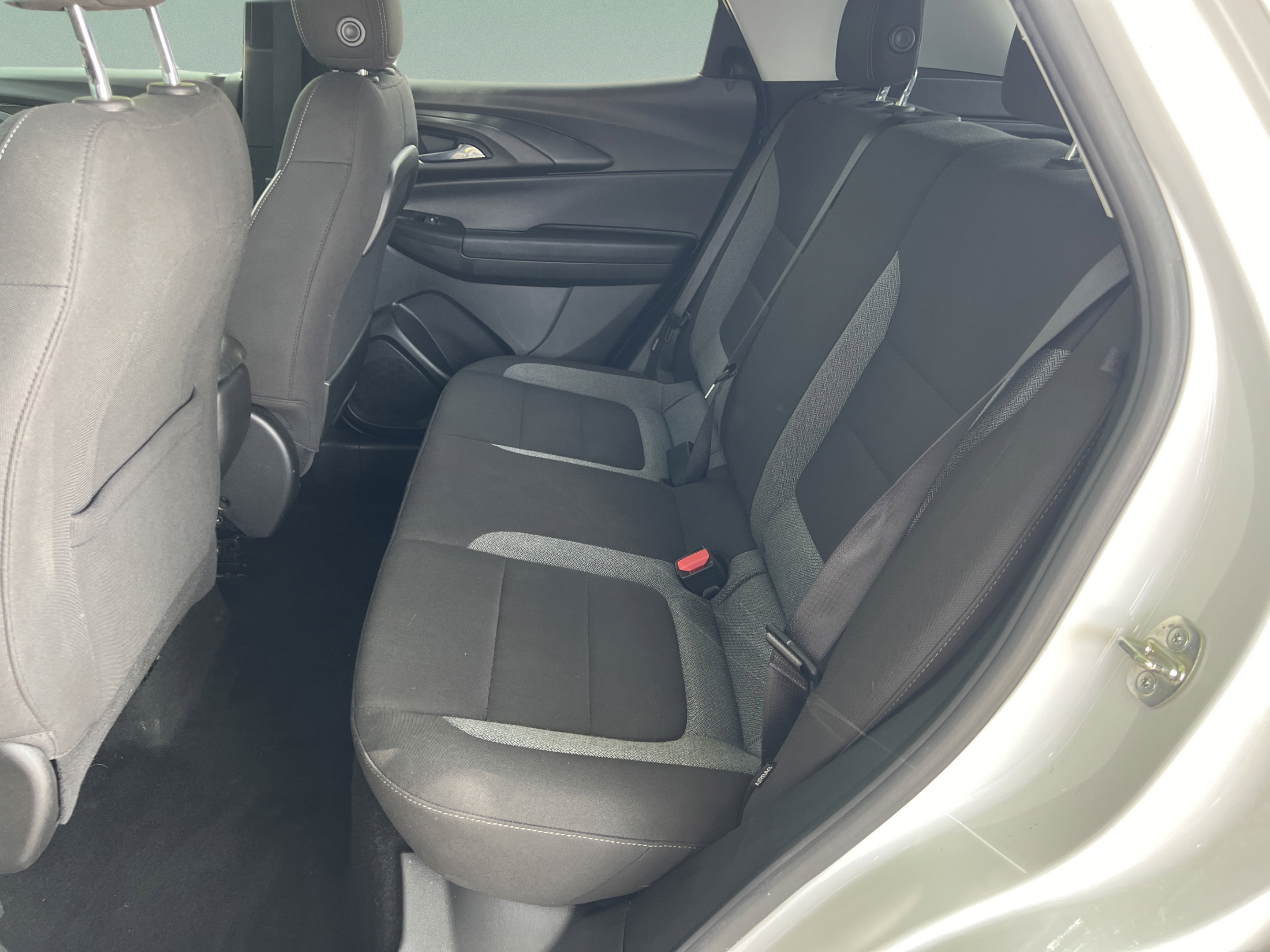 Used 2021 Chevrolet TrailBlazer LT w/ Convenience Package FWD image 25