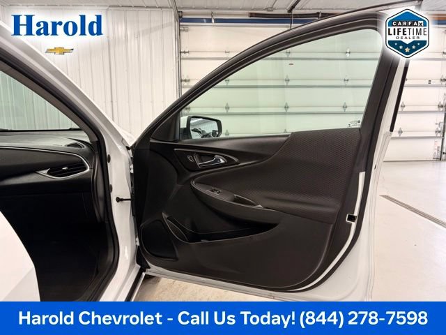 Used 2024 Chevrolet Malibu LT FWD image 10