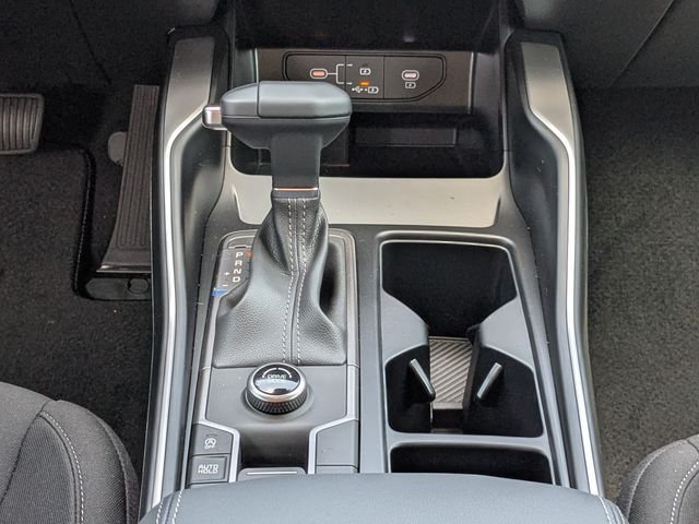New 2026 Kia Sorento LX FWD image 17