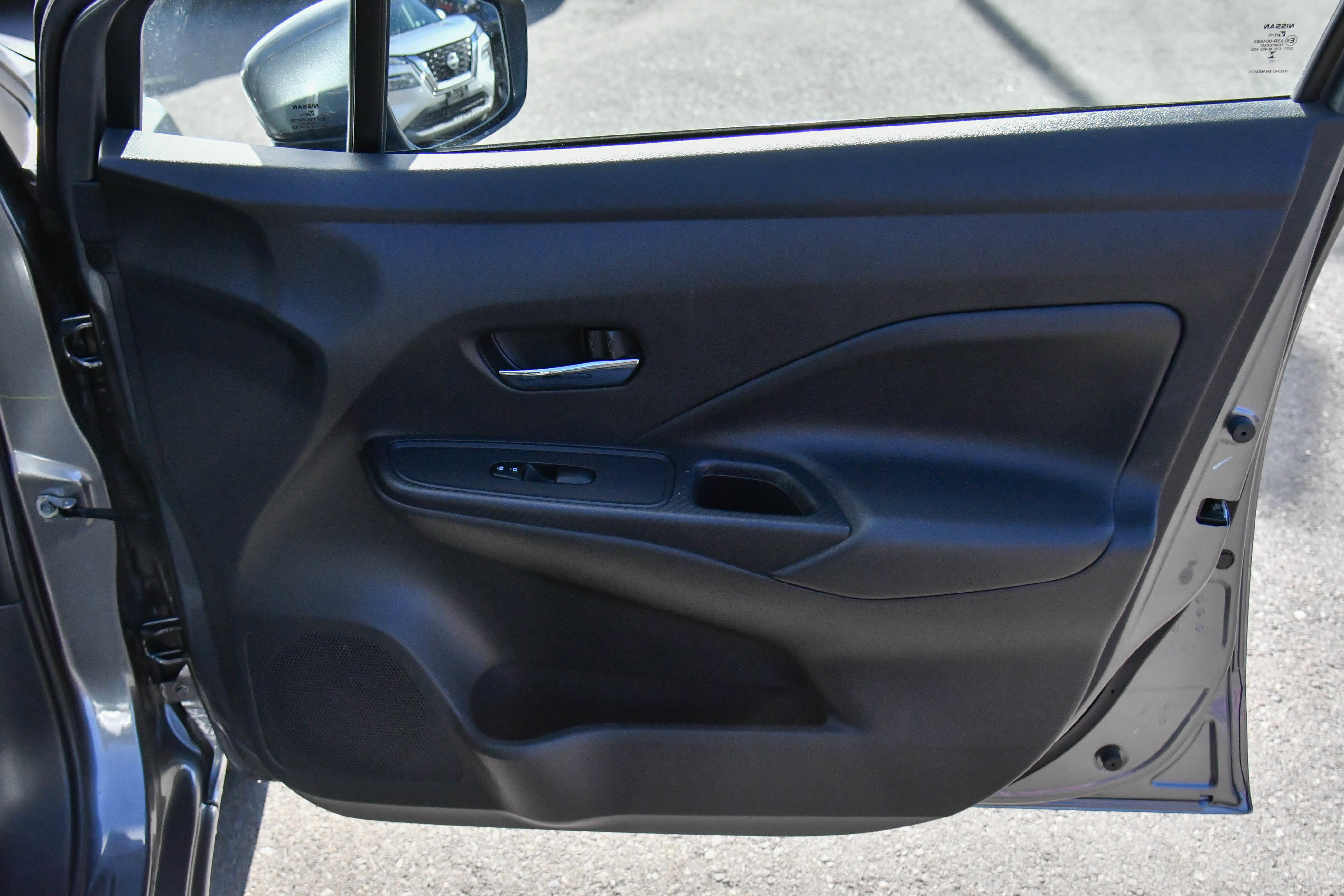 Used 2023 Nissan Versa SV FWD image 37