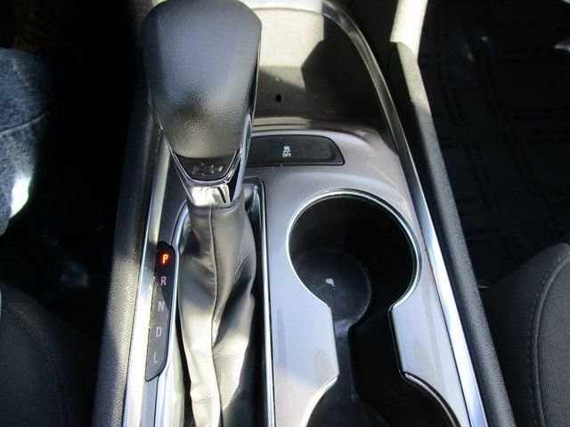 Used 2022 Chevrolet Malibu LT image 39