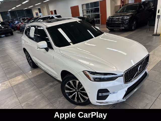 Used 2023 Volvo XC60 B5 Plus AWD/4WD image 9
