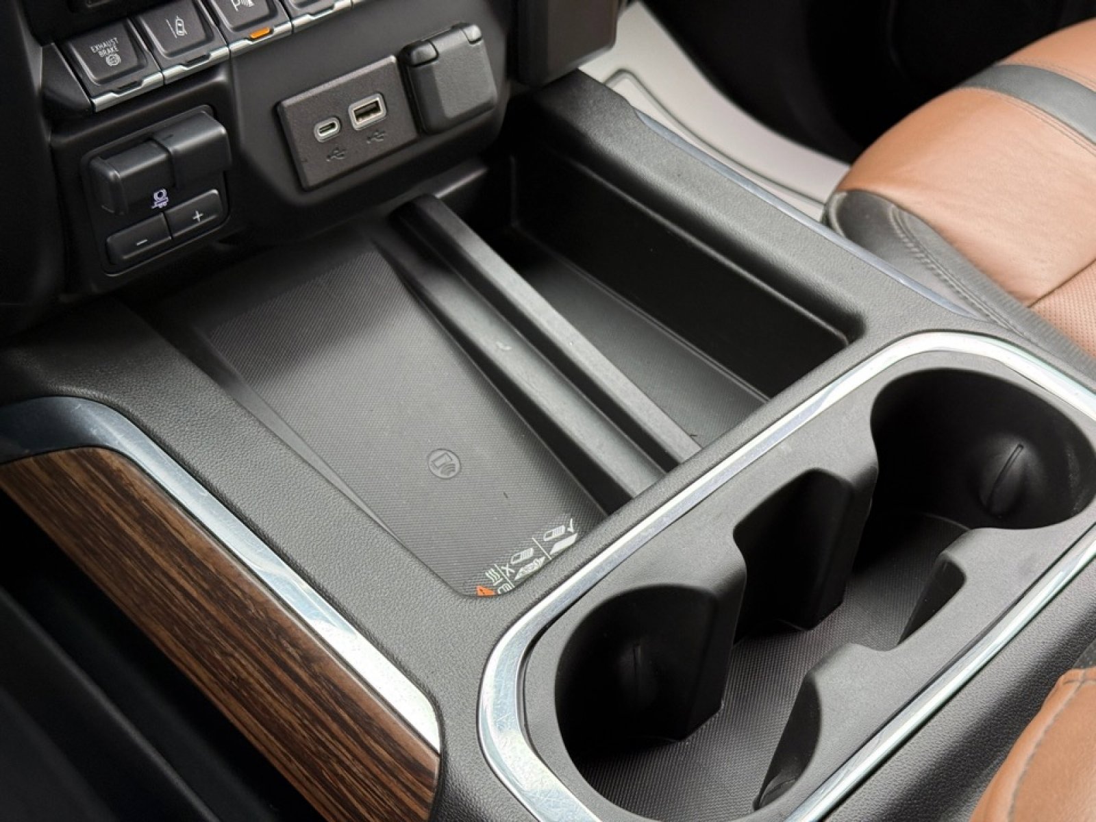 Used 2023 Chevrolet Silverado 3500 High Country image 21