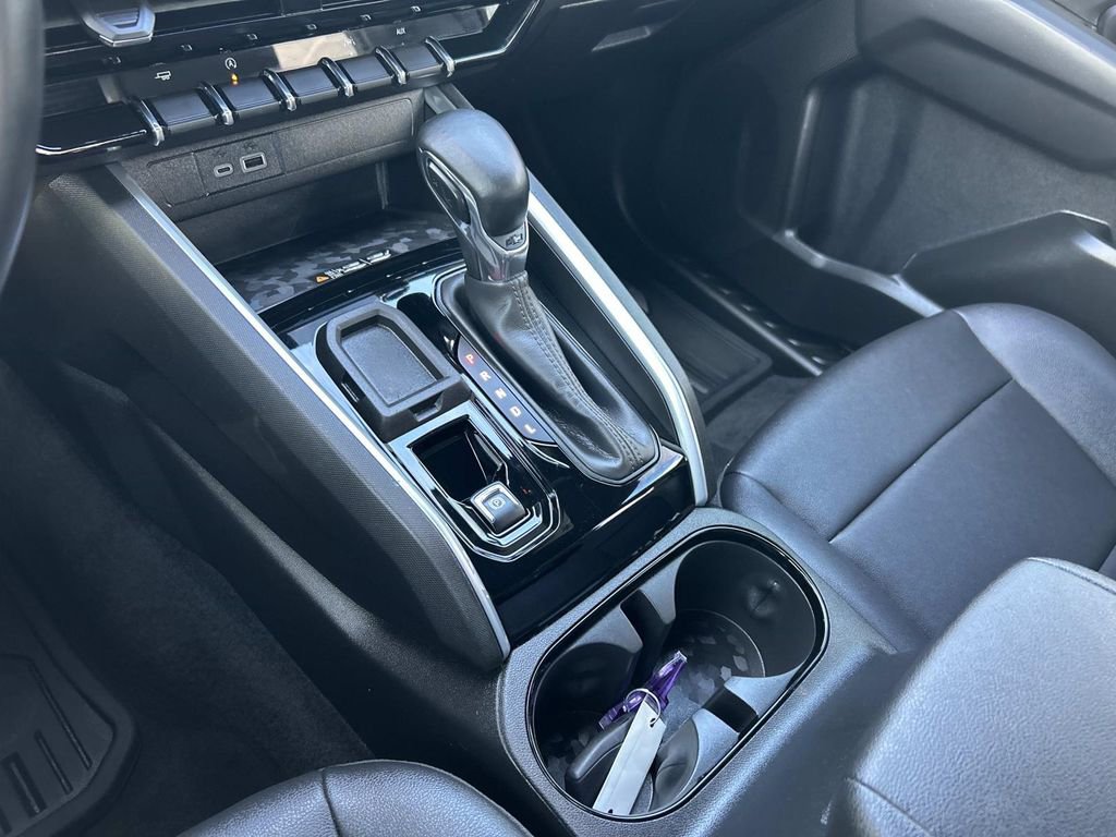 Used 2023 Chevrolet Colorado LT w/ LT Convenience Package III image 29