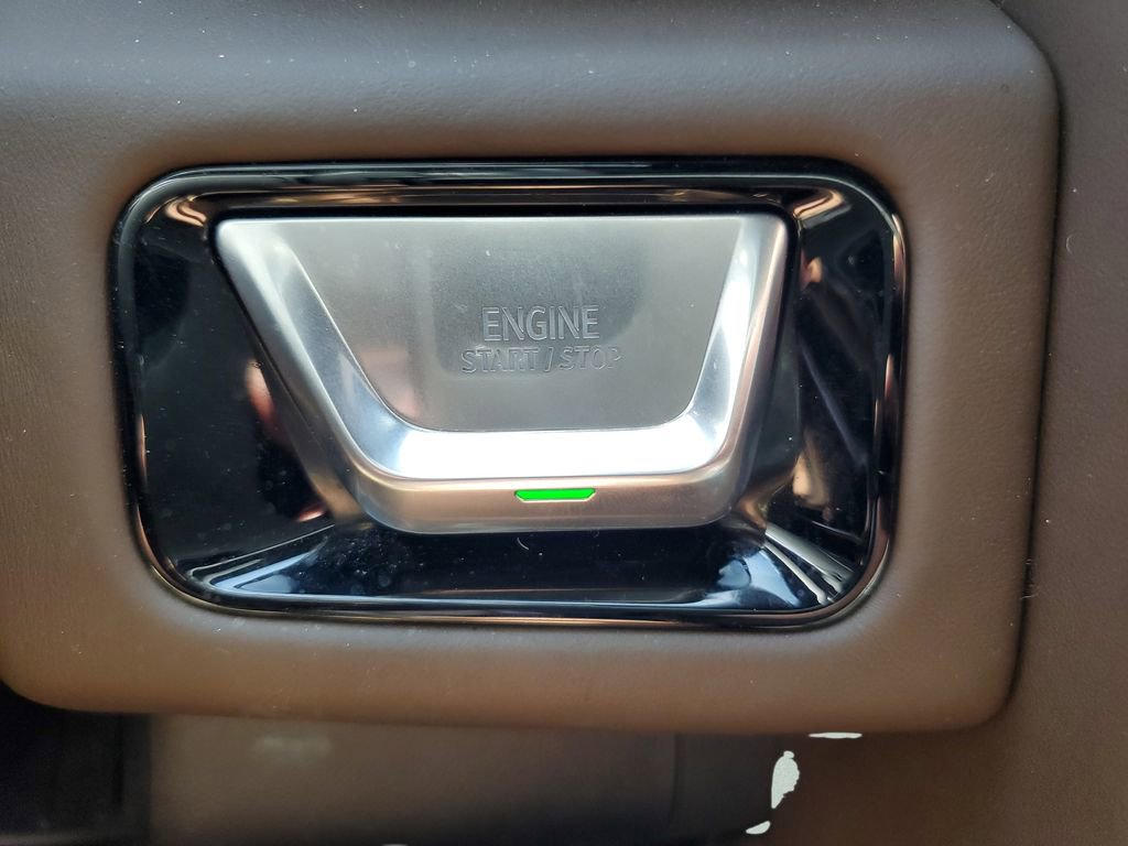 Used 2025 GMC Yukon Denali Ultimate image 27