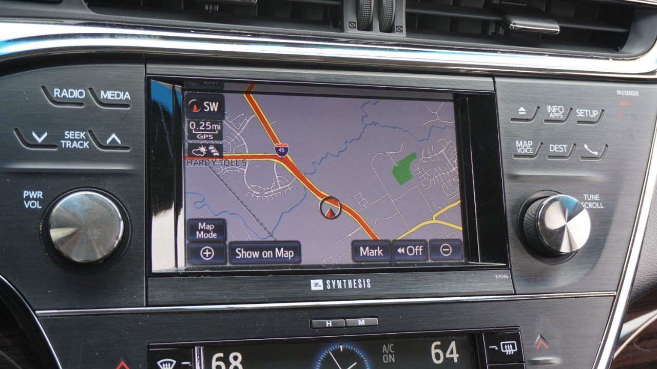 Used 2013 Toyota Avalon Limited image 17