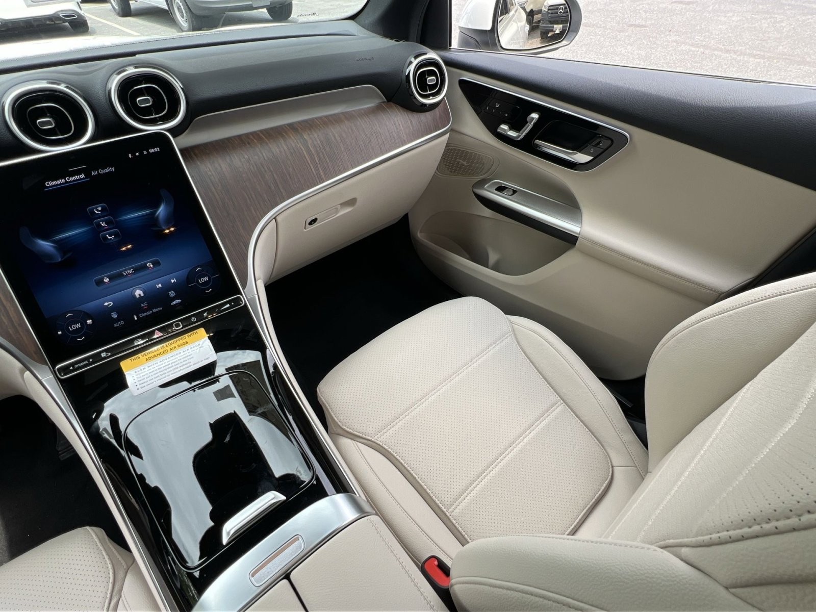 New 2026 Mercedes-Benz GLC 300 4MATIC image 14