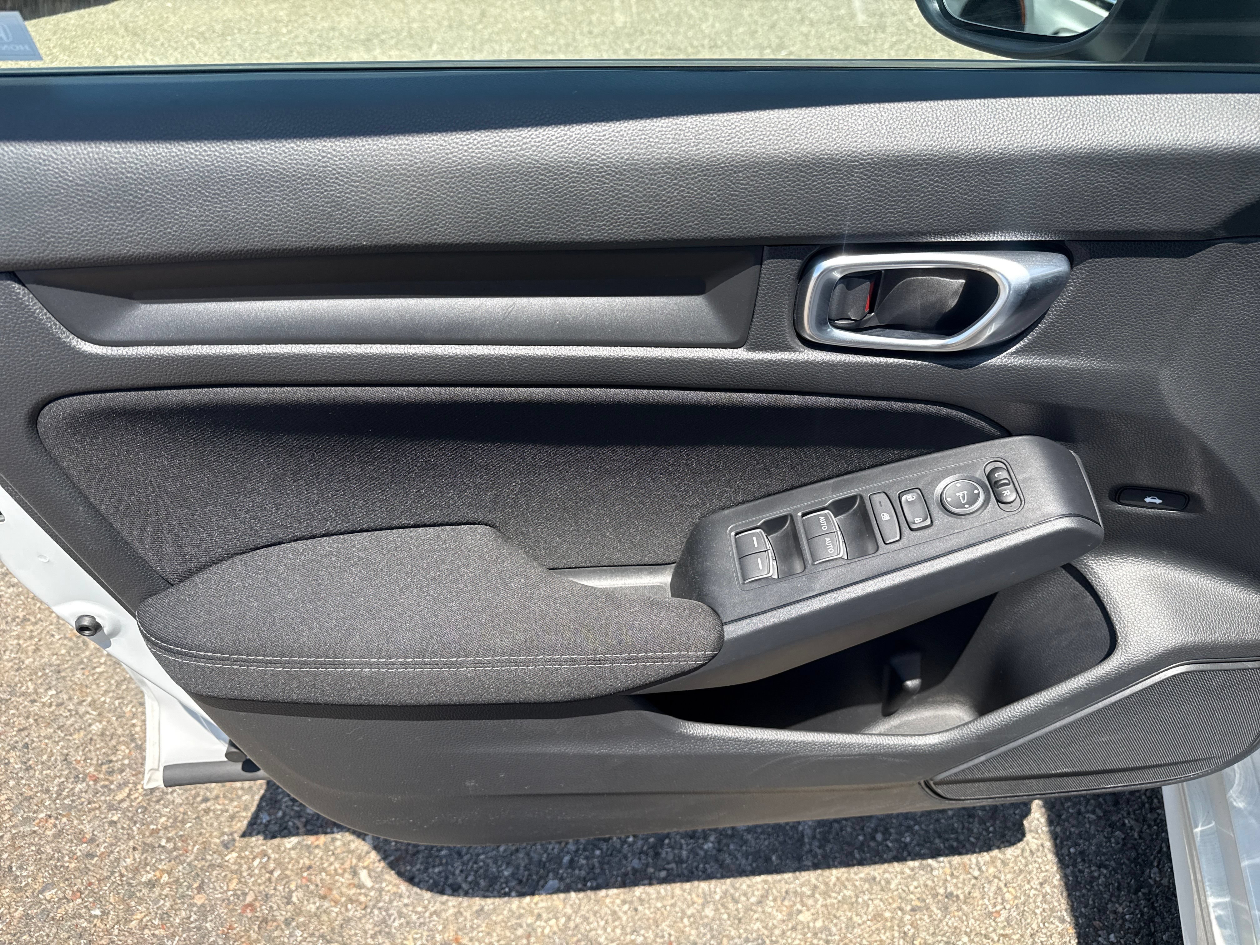 Used 2023 Honda Civic Sport image 18