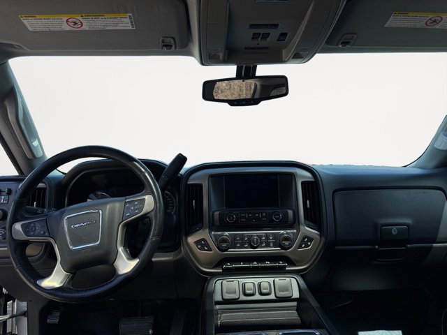 Used 2015 GMC Sierra 2500 Denali w/ Suspension Package, Off-Road AWD/4WD image 10