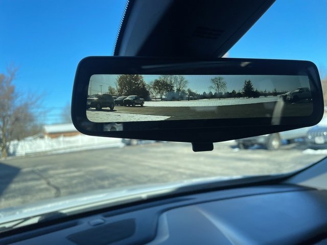 Used 2020 Chevrolet Traverse RS image 29