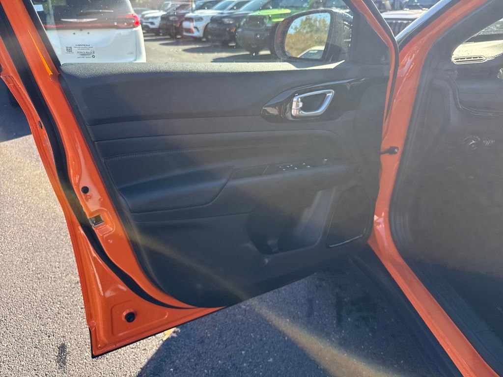 New 2026 Jeep Compass Limited image 10