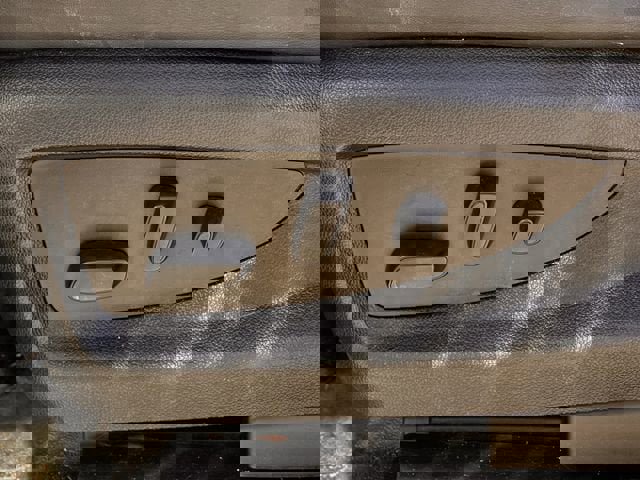 Used 2019 GMC Yukon Denali w/ Denali Ultimate Package image 23