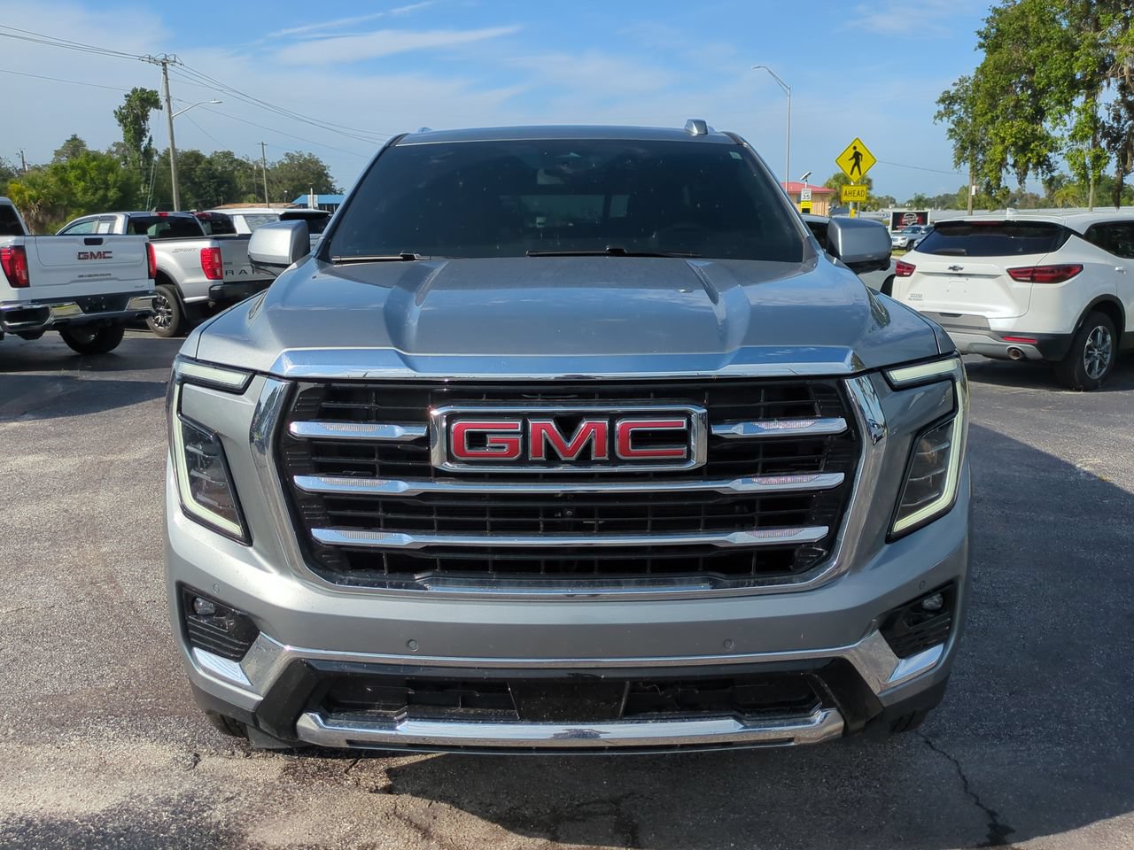 Used 2025 GMC Yukon Elevation AWD/4WD image 9