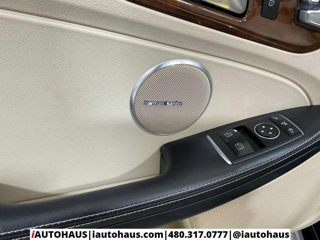 Used 2019 Mercedes-Benz SLC 300 w/ Premium Package image 30