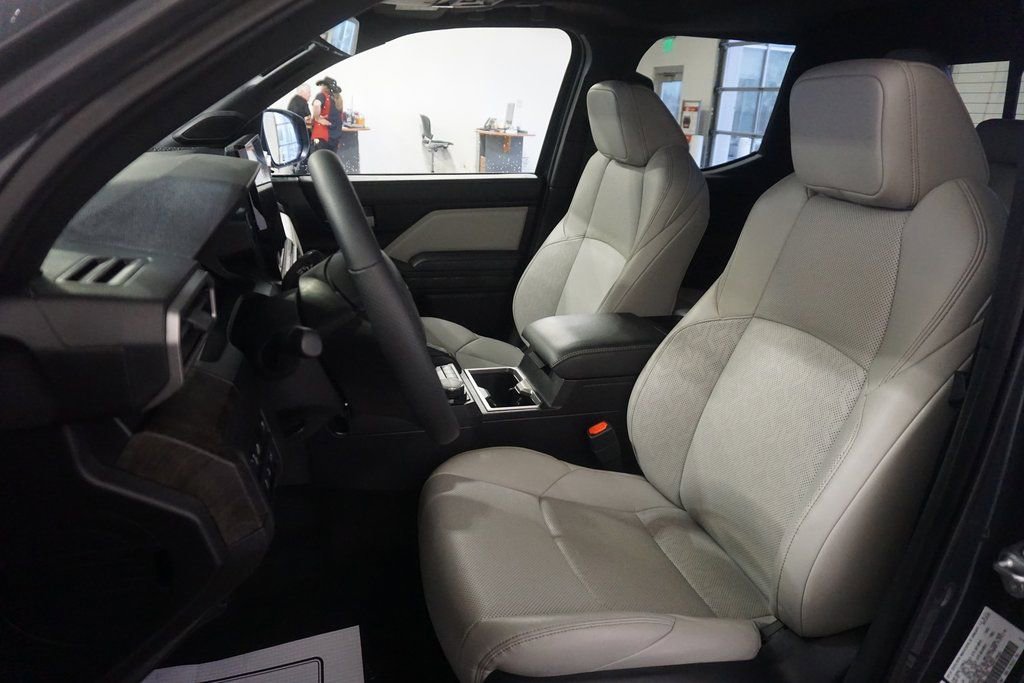 Certified 2025 Toyota Tacoma Limited image 19
