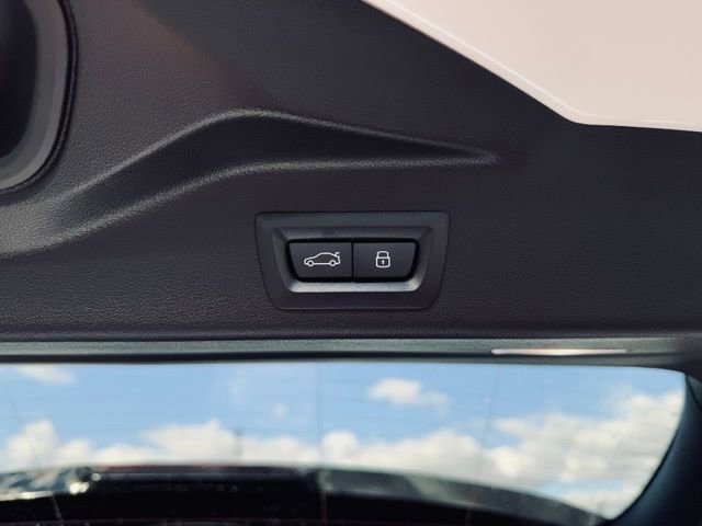 New 2026 BMW X5 xDrive50e w/ M Sport Package image 14