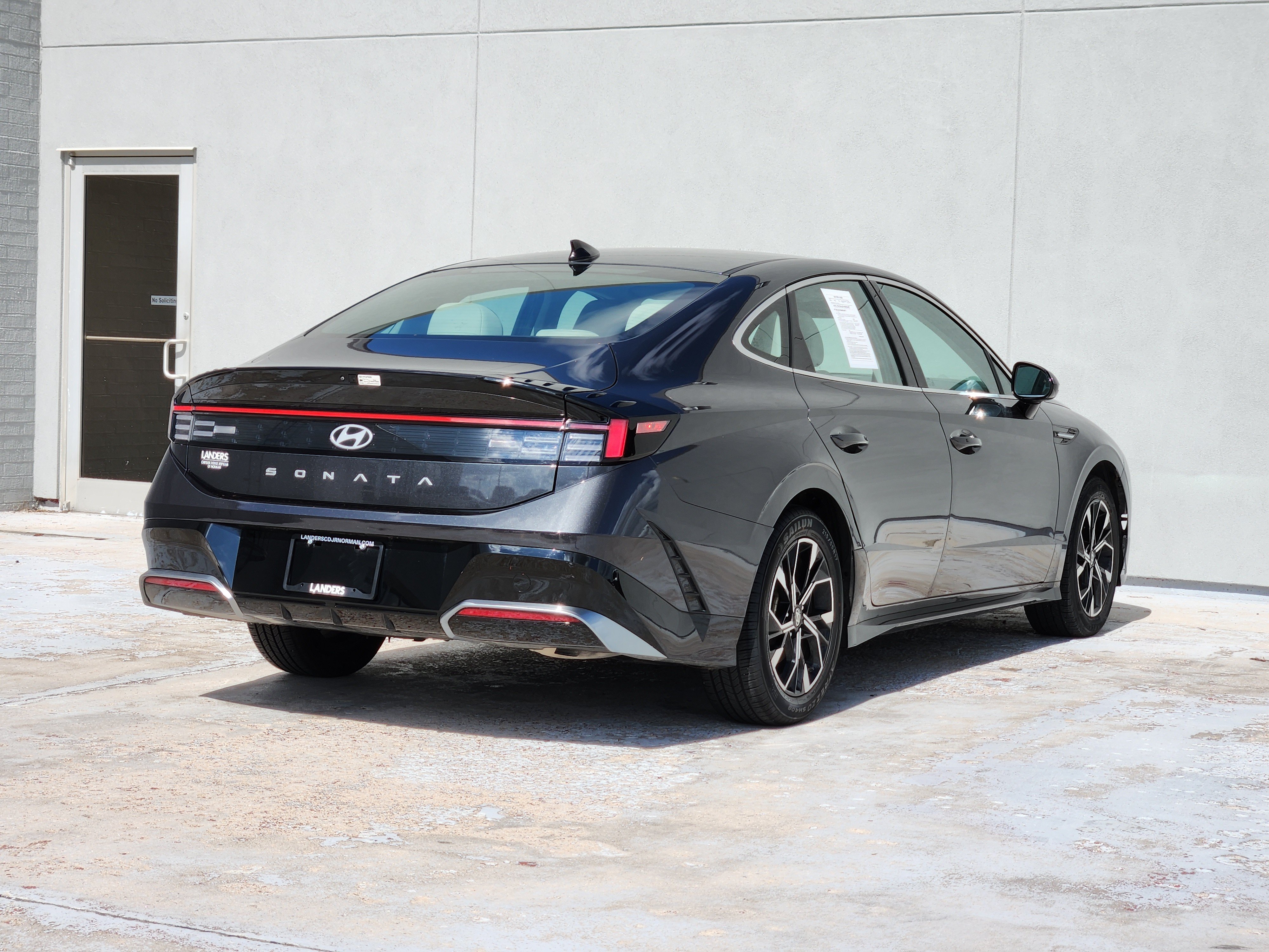 Used 2024 Hyundai Sonata SEL FWD image 8