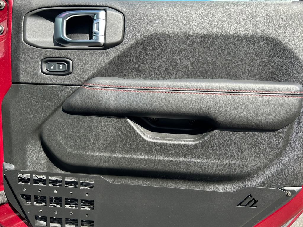 Used 2021 Jeep Gladiator Rubicon image 25