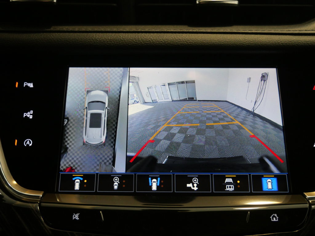 Used 2025 Cadillac XT6 Premium Luxury w/ Technology Package AWD/4WD image 23