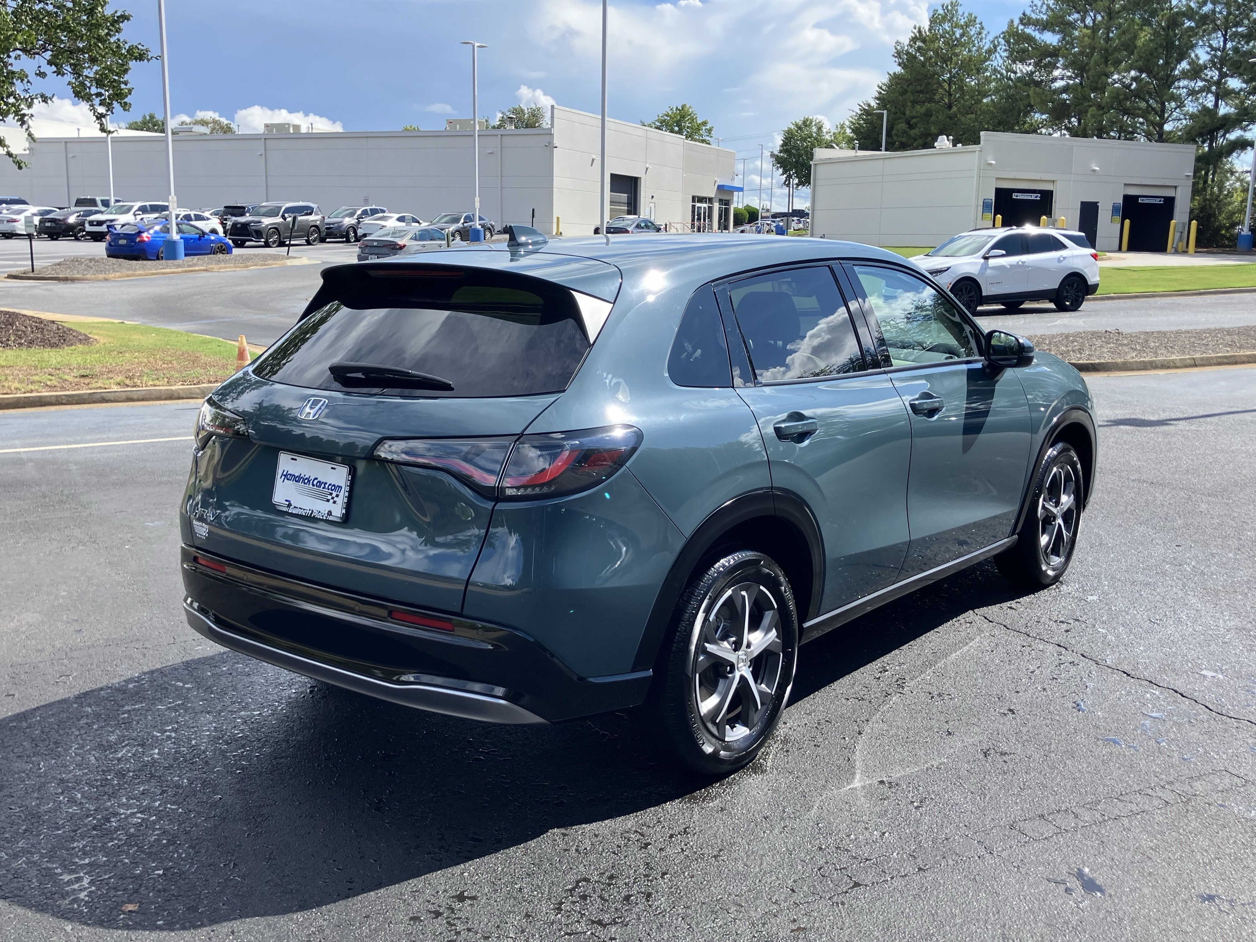 Used 2025 Honda HR-V EX-L image 10
