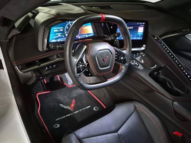 Used 2024 Chevrolet Corvette Stingray Premium Conv w/ Z51 Performance Package RWD image 13