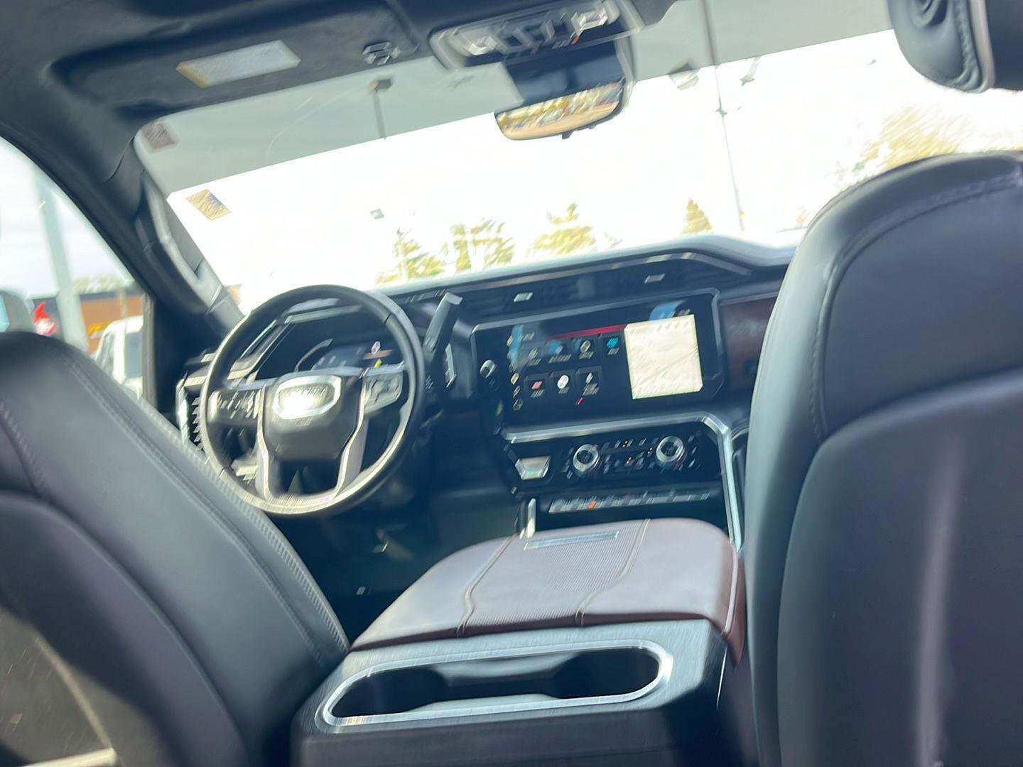 Used 2024 GMC Sierra 2500 Denali Ultimate w/ Max Trailering Package image 28