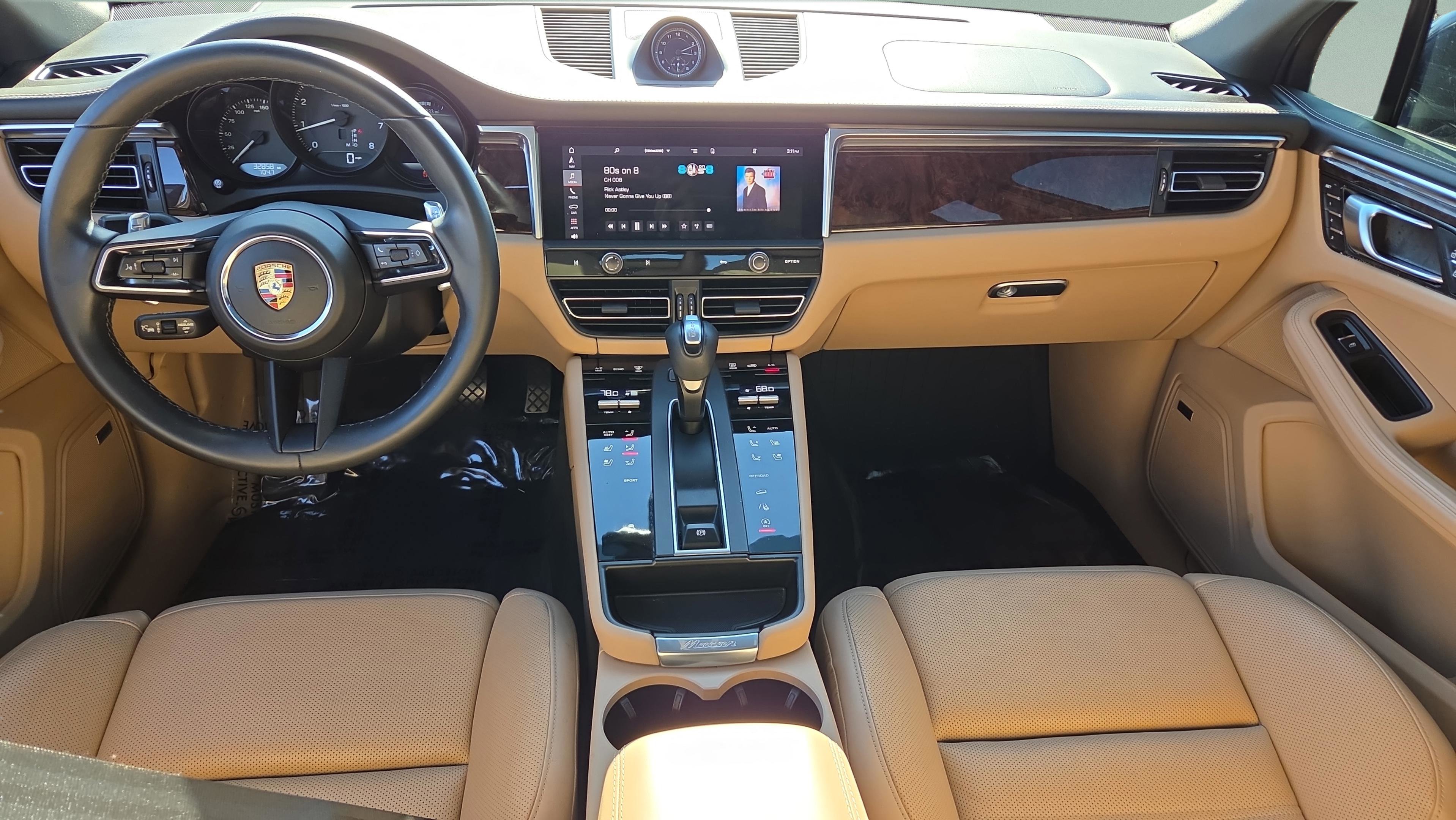 Used 2022 Porsche Macan image 29