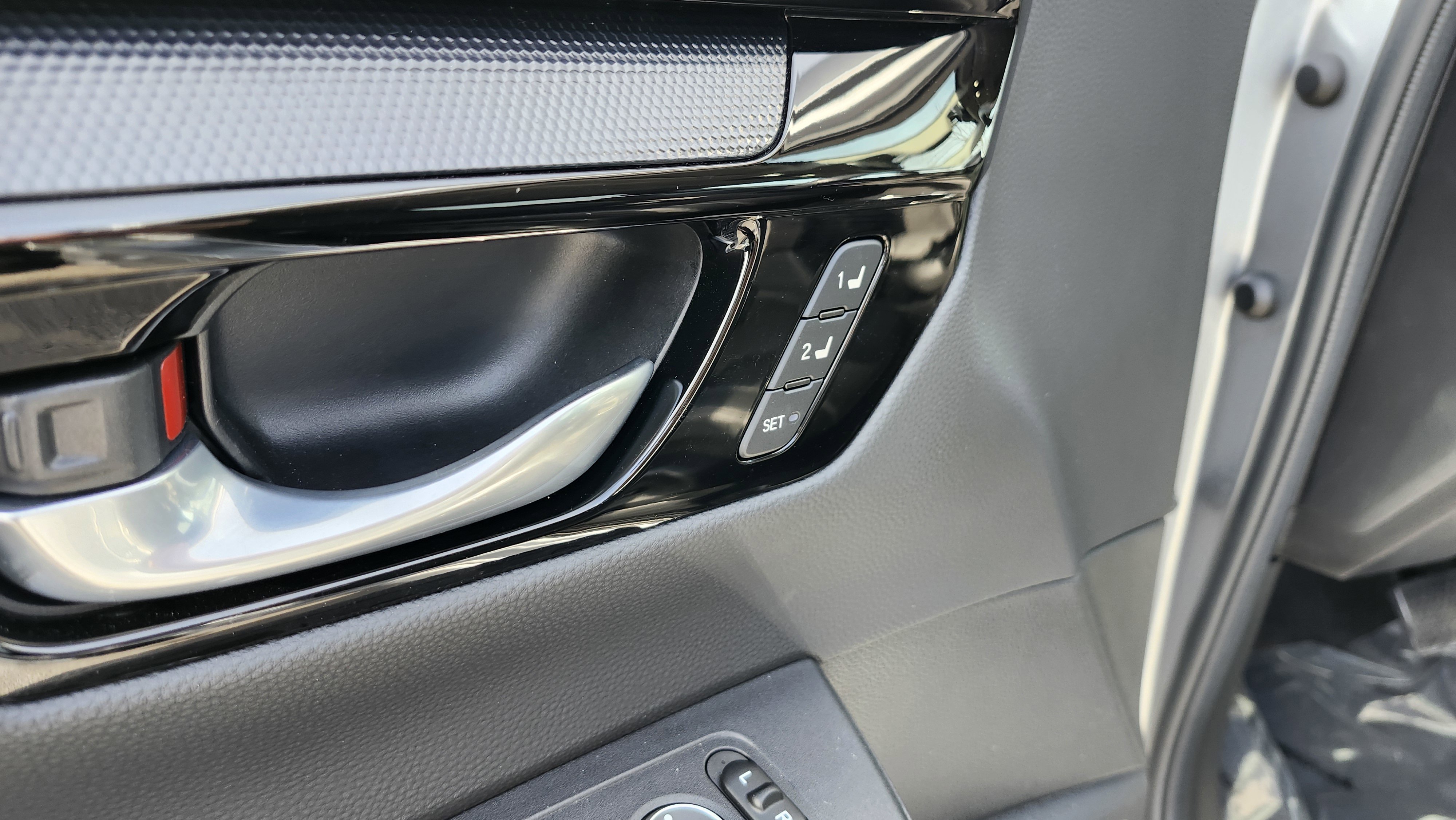 Used 2023 Honda CR-V EX-L image 26