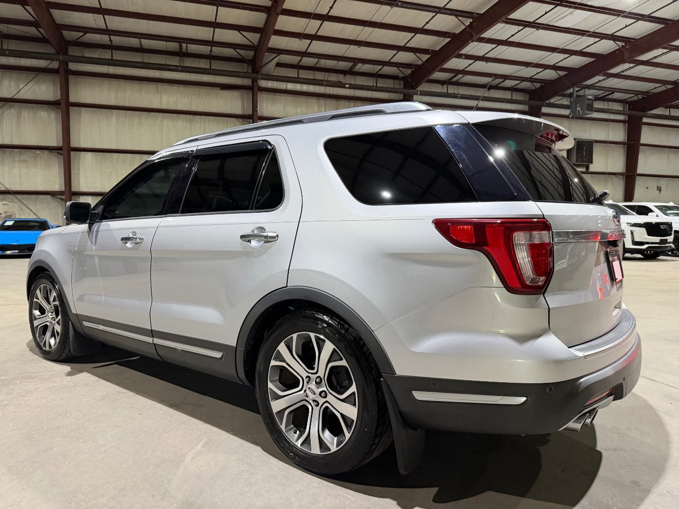 Used 2019 Ford Explorer Platinum AWD/4WD image 7