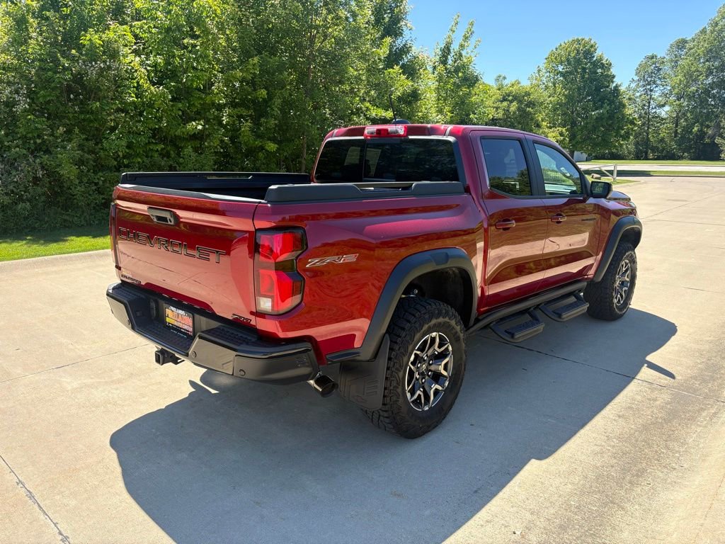 New 2026 Chevrolet Colorado ZR2 w/ Off-Road Front Bumper Package AWD/4WD image 9