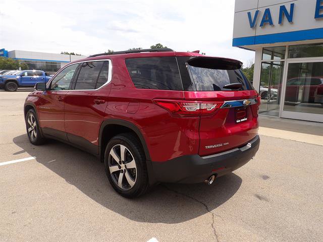 Certified 2019 Chevrolet Traverse LT w/ LT Premium Package AWD/4WD image 3