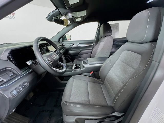 Used 2025 GMC Terrain Elevation image 10