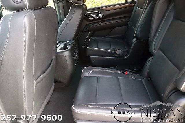 Used 2023 Chevrolet Suburban Premier image 15