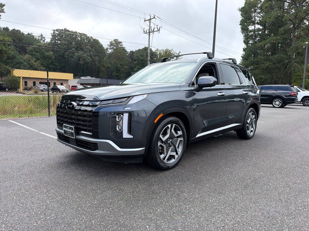 Certified 2024 Hyundai Palisade Limited AWD/4WD image 2