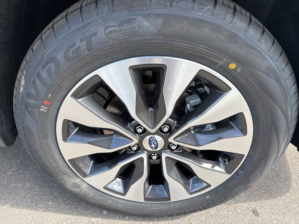 New 2025 Subaru Outback Touring XT image 38