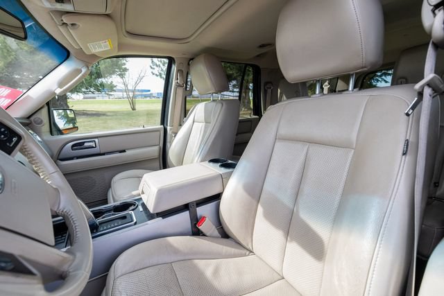 Used 2014 Ford Expedition EL Limited w/ Equipment Group 301A AWD/4WD image 15