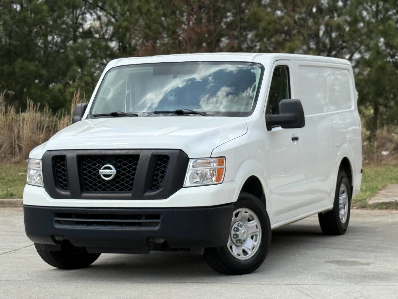 Used 2021 Nissan NV 1500 SV RWD image 1