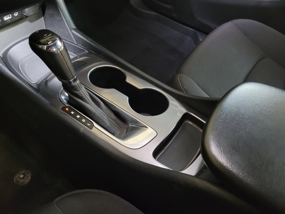 Used 2020 Chevrolet Malibu RS FWD image 26