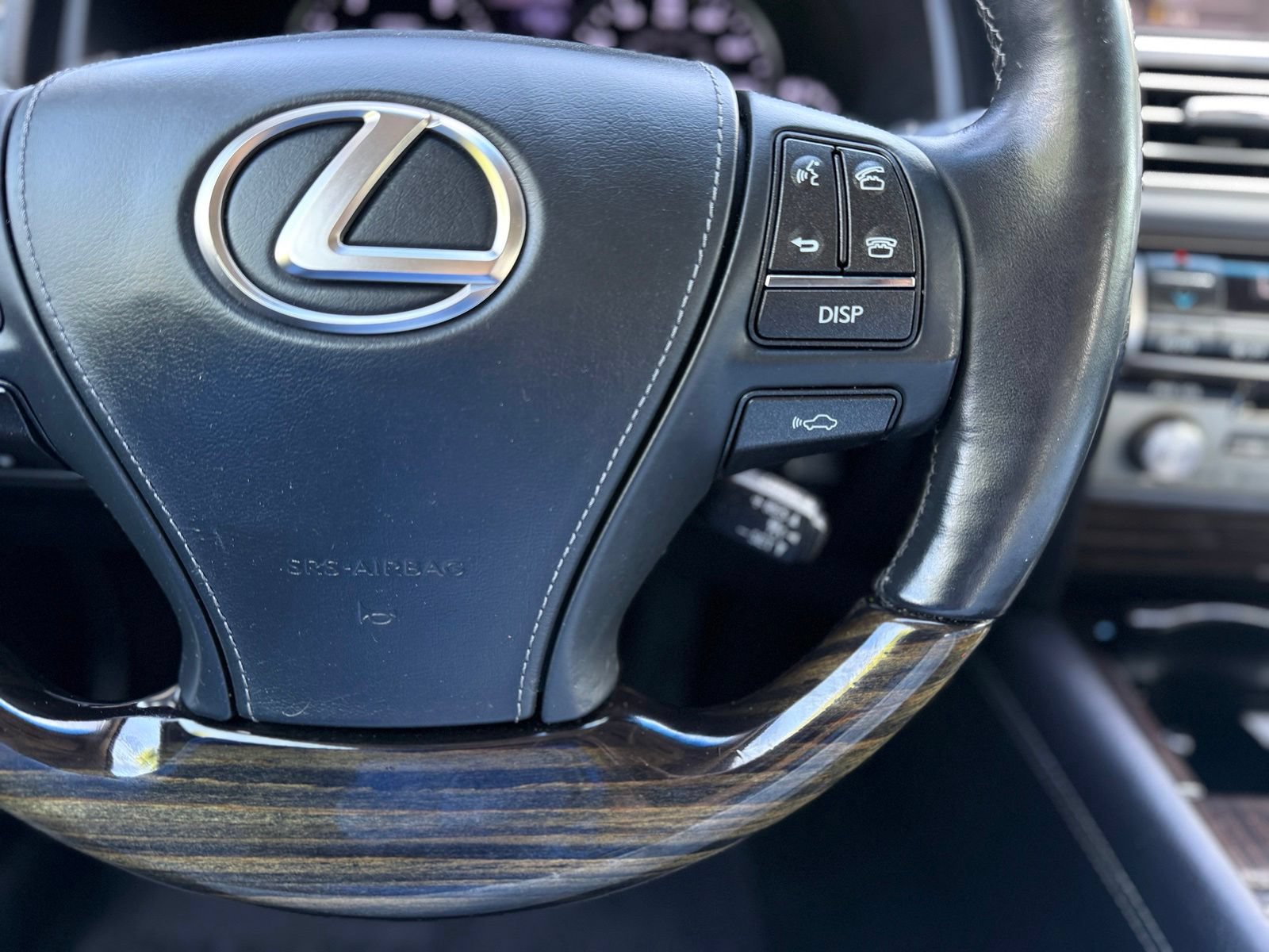 Used 2017 Lexus LS 460 L RWD image 26