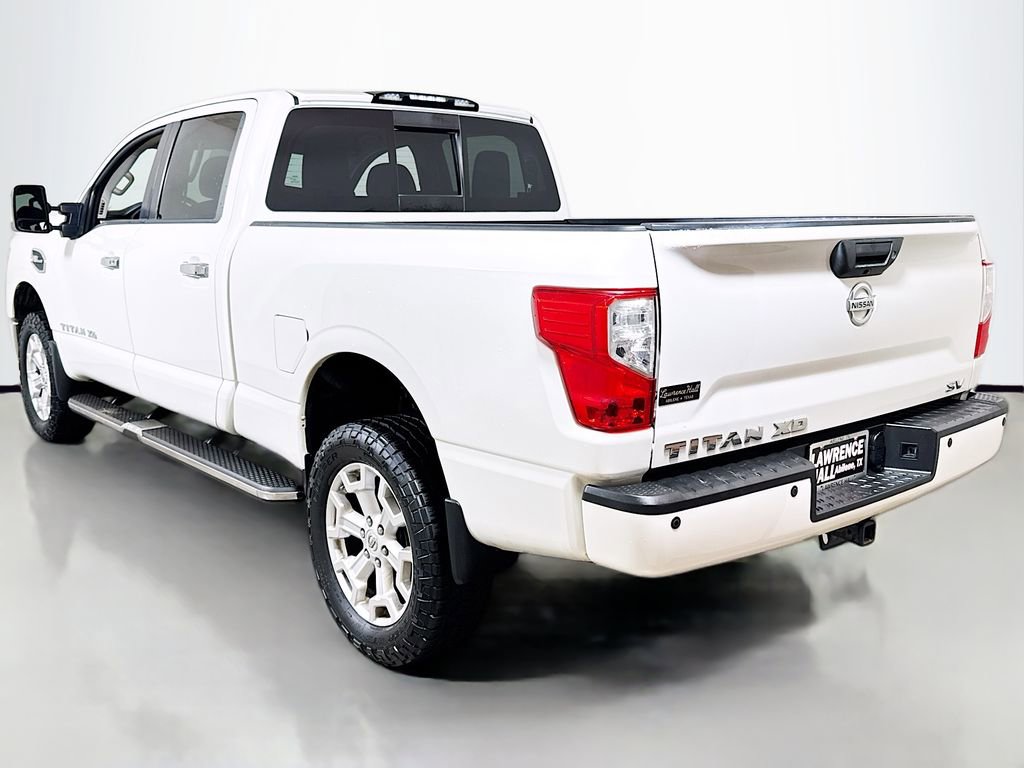 Used 2017 Nissan Titan SV RWD image 6